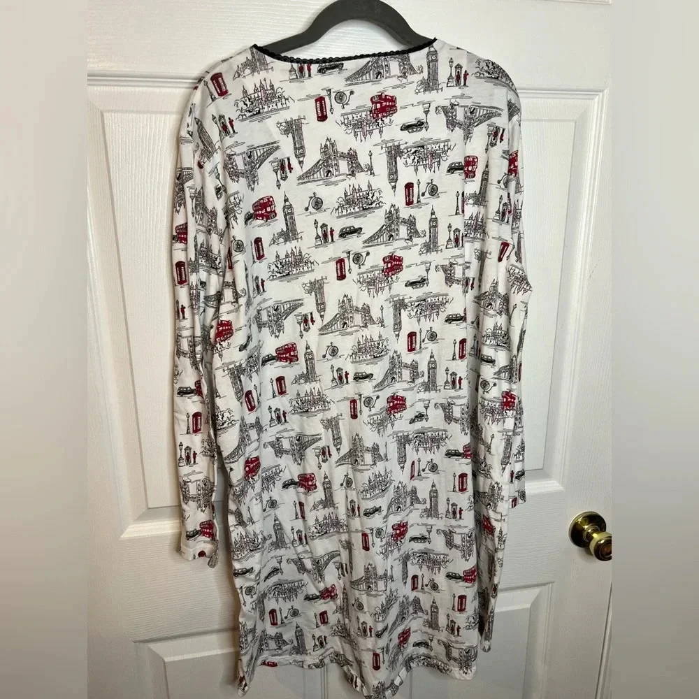 Laura Ashley London England Pattern Night Shirt Gown Womens Size 2XL GUC stain - Picture 5 of 7